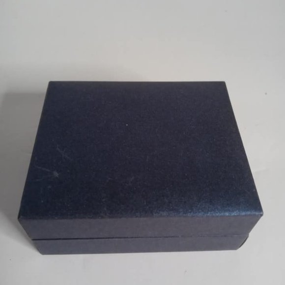 Silver Plated Bracelet New in Case - Picture 4 of 4